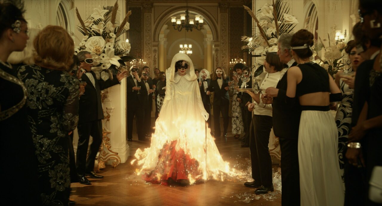 Fire Visual Effects of Cruella's dress by MPC